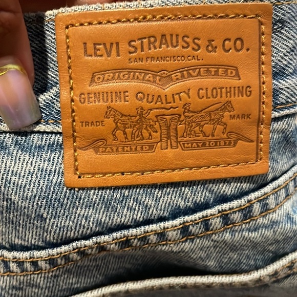 Levi’s Big E Wedgie Medium Wash Premium Jeans - Picture 7 of 11